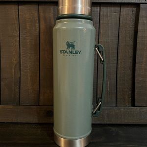 Stanley Classic Vacuum Insulated Wide Mouth Bottle
